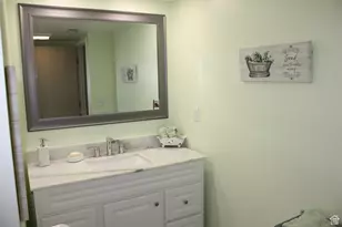 9144 S Peach Blossom Dr, Sandy, UT 84094 - Photo 24