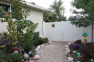 9144 S Peach Blossom Dr, Sandy, UT 84094 - Photo 28