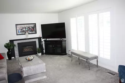 9144 S Peach Blossom Dr, Sandy, UT 84094 - Photo 6