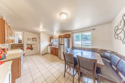 5810 S 2550 W, Roy, UT 84067 - Photo 12