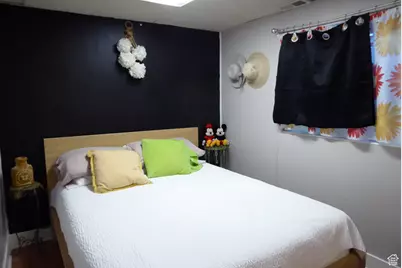 5278 S Kemp Dr W, Kearns, UT 84118 - Photo 12