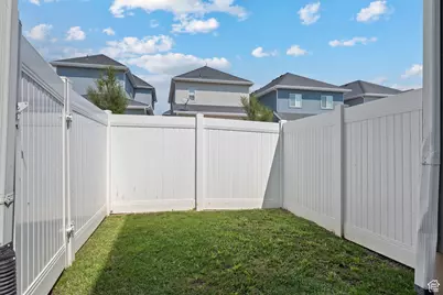 4449 W 2550 N, Lehi, UT 84043 - Photo 28