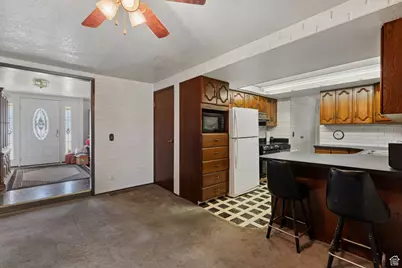 40 S 100 E, Fillmore, UT 84631 - Photo 16