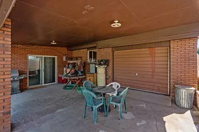 40 S 100 E, Fillmore, UT 84631 - Photo 10