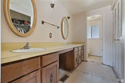 40 S 100 E, Fillmore, UT 84631 - Photo 34