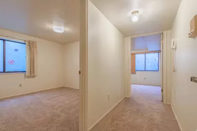 1581 E 6470 S, Murray, UT 84121 - Photo 38