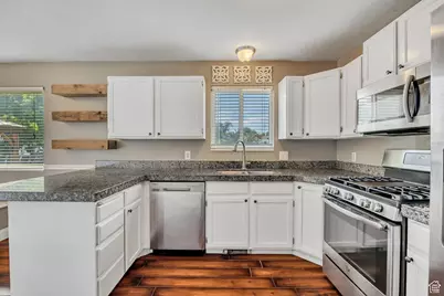 2169 W 7600 S, West Jordan, UT 84084 - Photo 6