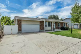 2169 W 7600 S, West Jordan, UT 84084 - Photo 2