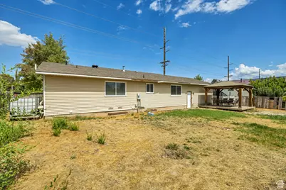 2169 W 7600 S, West Jordan, UT 84084 - Photo 32
