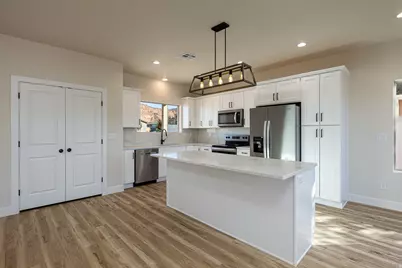 786 E Cedar Cir, Kanab, UT 84741 - Photo 6