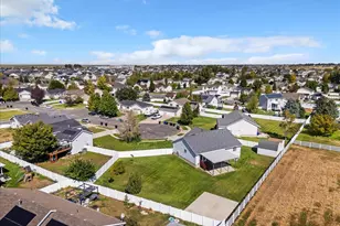 3867 Rungsted Cir, Syracuse, UT 84075 - Photo 28