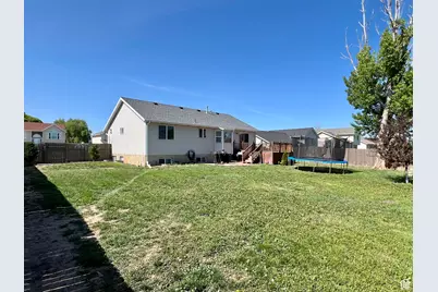 1174 W 1580 N, Clinton, UT 84015 - Photo 20