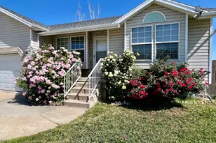 1174 W 1580 N, Clinton, UT 84015 - Photo 2