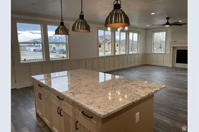 817 S 1365 W, Lehi, UT 84043 - Photo 12