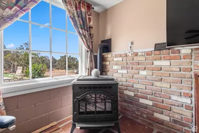 11450 N Pigeon Hollow Rd, Spring City, UT 84662 - Photo 8