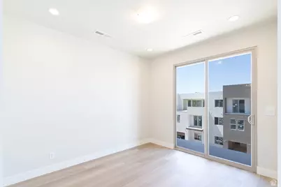 688 W High Tide Pl #132, Saint George, UT 84790 - Photo 16