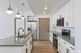 224 N Chapparral Dr, Hurricane, UT 84737 - Photo 4