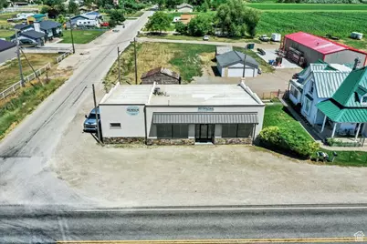 1402 S 4700 W, Taylor, UT 84401 - Photo 2