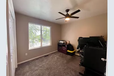 1935 E Deere Valley Dr N, Layton, UT 84040 - Photo 20