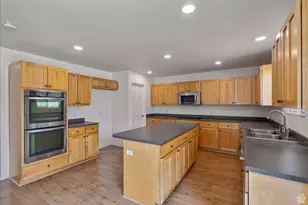 13887 S Lamont Lowell Cir W, Herriman, UT 84096 - Photo 8