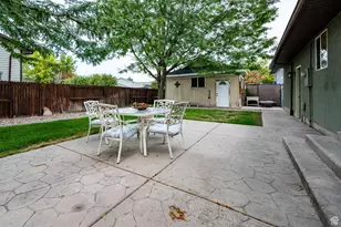 1352 W 8780 S, West Jordan, UT 84088 - Photo 34