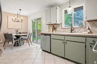 1352 W 8780 S, West Jordan, UT 84088 - Photo 12