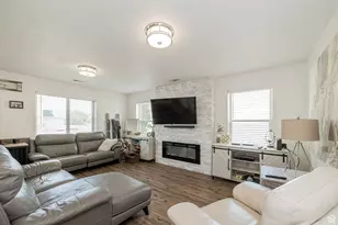 222 S 1170 E, Hyrum, UT 84319 - Photo 4