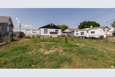 375 S 200 W, Tremonton, UT 84337 - Photo 20