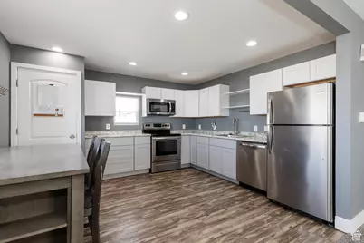 375 S 200 W, Tremonton, UT 84337 - Photo 16