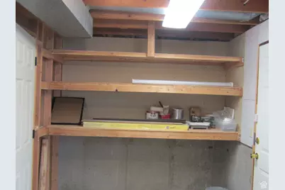 1122 E 1250 N, Layton, UT 84040 - Photo 34