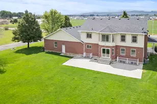 560 N 400 W, Smithfield, UT 84335 - Photo 54