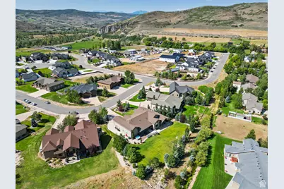 818 W Summit Haven Cir, Francis, UT 84036 - Photo 4