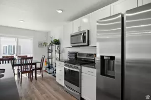 1039 E Reef Dr, Saratoga Springs, UT 84045 - Photo 12