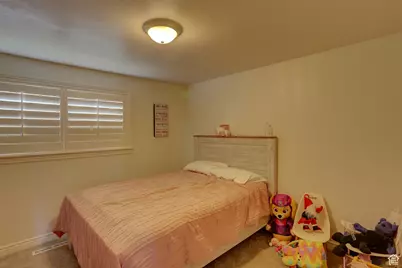 590 N Brook Ave, Tooele, UT 84074 - Photo 12