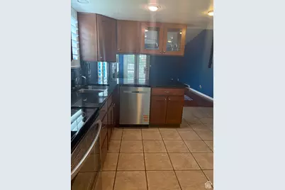 55 E Hanover Dr, Orem, UT 84058 - Photo 2