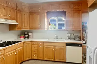 768 W 300 S, Provo, UT 84601 - Photo 4