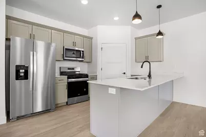 1631 W Century Ln #B, Mapleton, UT 84664 - Photo 8