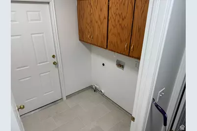 1789 W 5000 S, Roy, UT 84067 - Photo 16