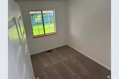 1789 W 5000 S, Roy, UT 84067 - Photo 14