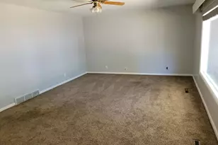 360 W 200 N, Logan, UT 84321 - Photo 2