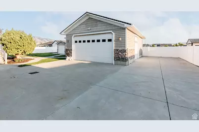 637 W 150 N, Hyrum, UT 84319 - Photo 34