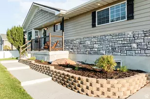 637 W 150 N, Hyrum, UT 84319 - Photo 4