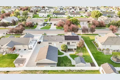 637 W 150 N, Hyrum, UT 84319 - Photo 46