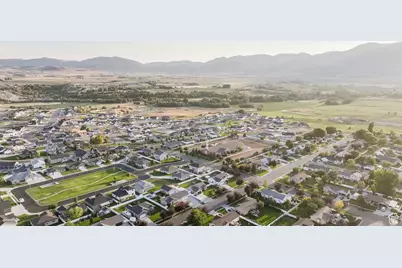 637 W 150 N, Hyrum, UT 84319 - Photo 48