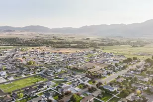 637 W 150 N, Hyrum, UT 84319 - Photo 48