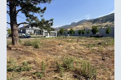 1236 E 100 S, Fruit Heights, UT 84037 - Photo 2