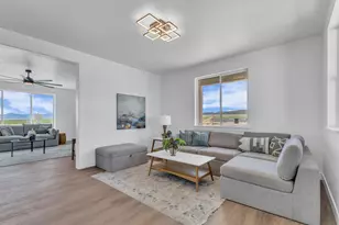 3031 W Browns Meadow Rd, Eagle Mountain, UT 84013 - Photo 2