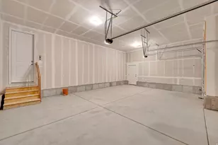 8645 N Halloran Ct, Lake Point, UT 84074 - Photo 36