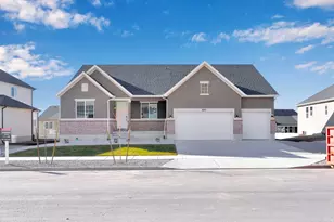 8645 N Halloran Ct, Lake Point, UT 84074 - Photo 36