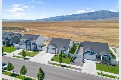 7747 N Seabiscuit Rd, Eagle Mountain, UT 84005 - Photo 32